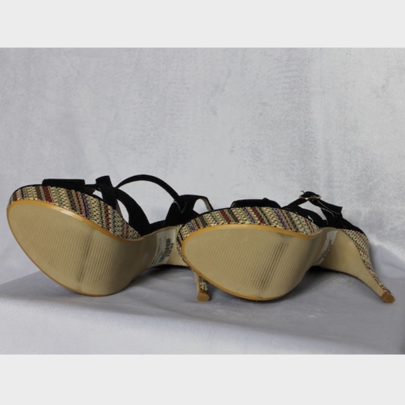 2 Lips Too Strappy Heeled Sandals - Picture 6 of 7